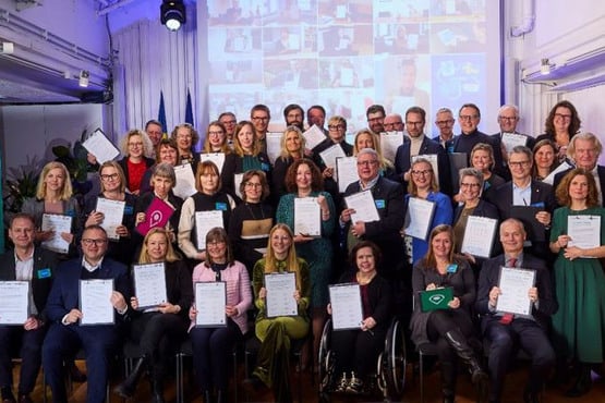 Personer som var med vid signeringen av klimatkontrakt 2030