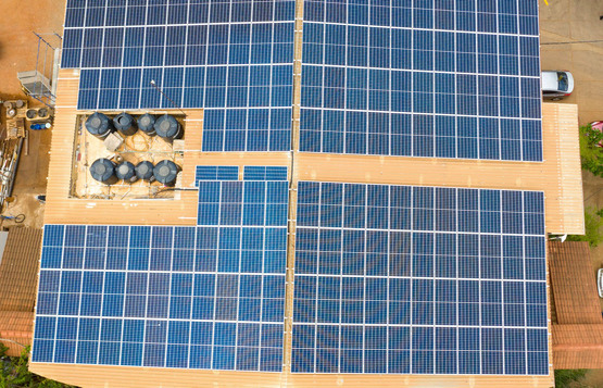 Solpanelsprojekt i Ghana